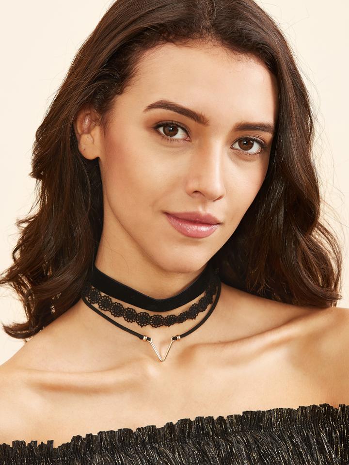 Romwe Black Layered Alloy Pendant Lace Choker Necklace