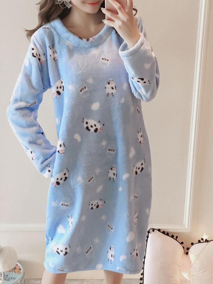 Romwe Faux Fleece Cartoon Cow Print Night Dress