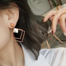 Romwe Square Oppen Drop Earrings