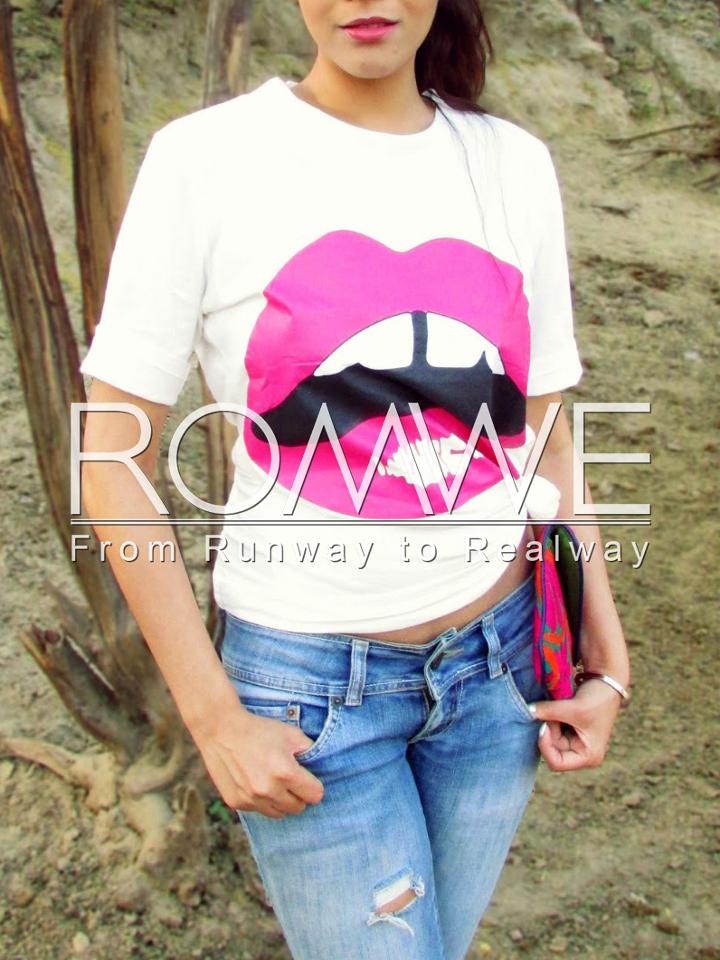 Romwe Beige Crew Neck Cartoon Pattern Casual T-shirt