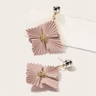 Romwe Flower Decor Square Shaped Drop Earrings 1pair