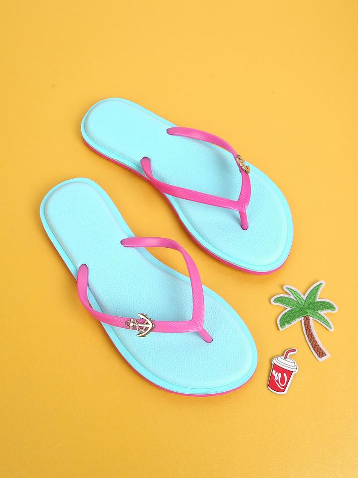 Romwe Charm Detail Flip Flop Sandals