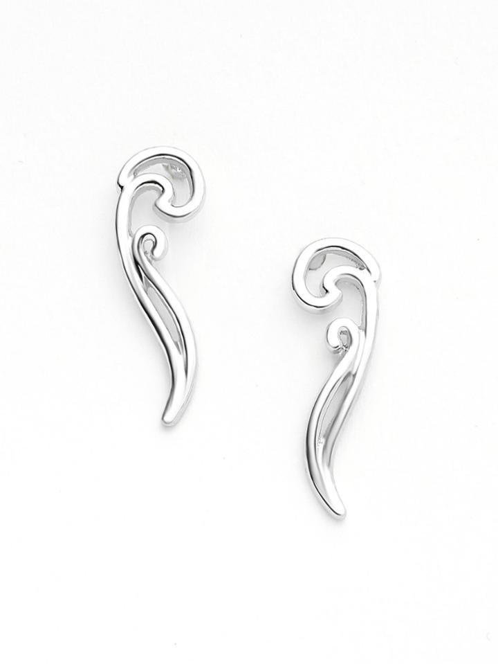 Romwe Hollow Wing Design Stud Earrings