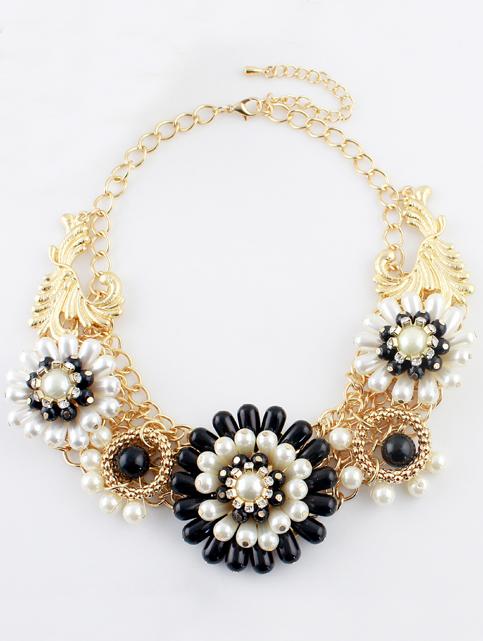 Romwe Black White Bead Flower Gold Chain Necklace