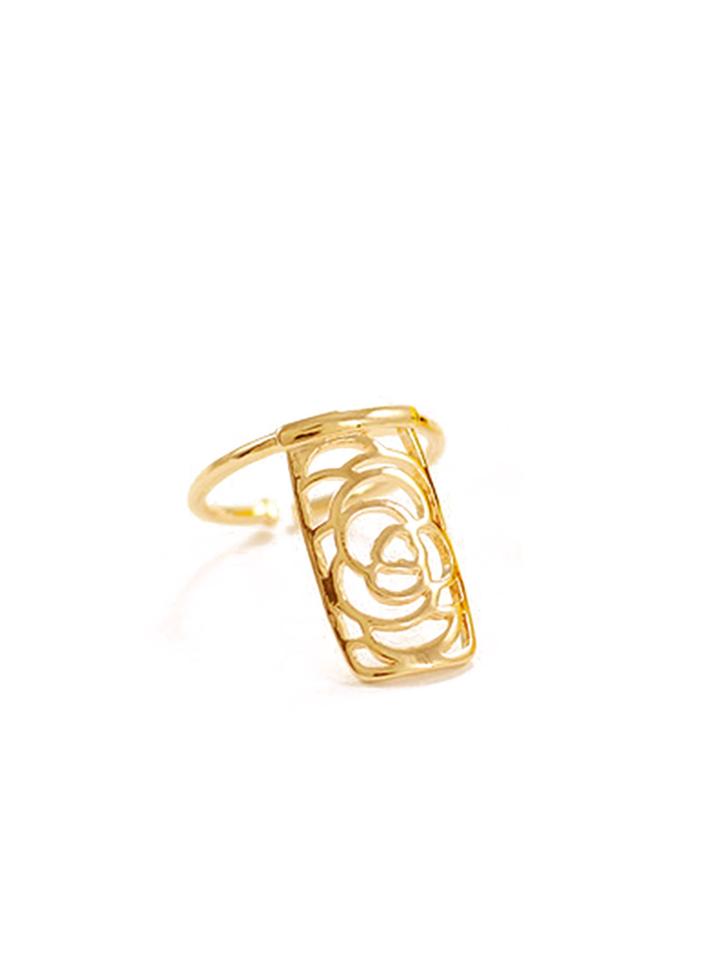 Romwe Cuff Ring With Hollow Out Nail