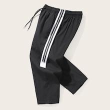 Romwe Guys Contrast Panel Side Stripe Capris Pants