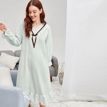 Romwe Contrast Crochet Ruffle Hem Night Dress