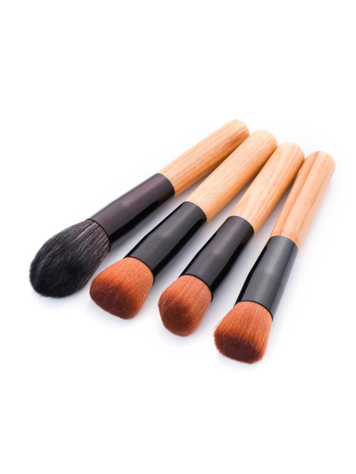 Romwe Wood Handle Makeup Brush Set 4pcs