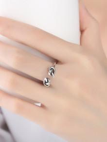 Romwe Twist Design Cuff Ring
