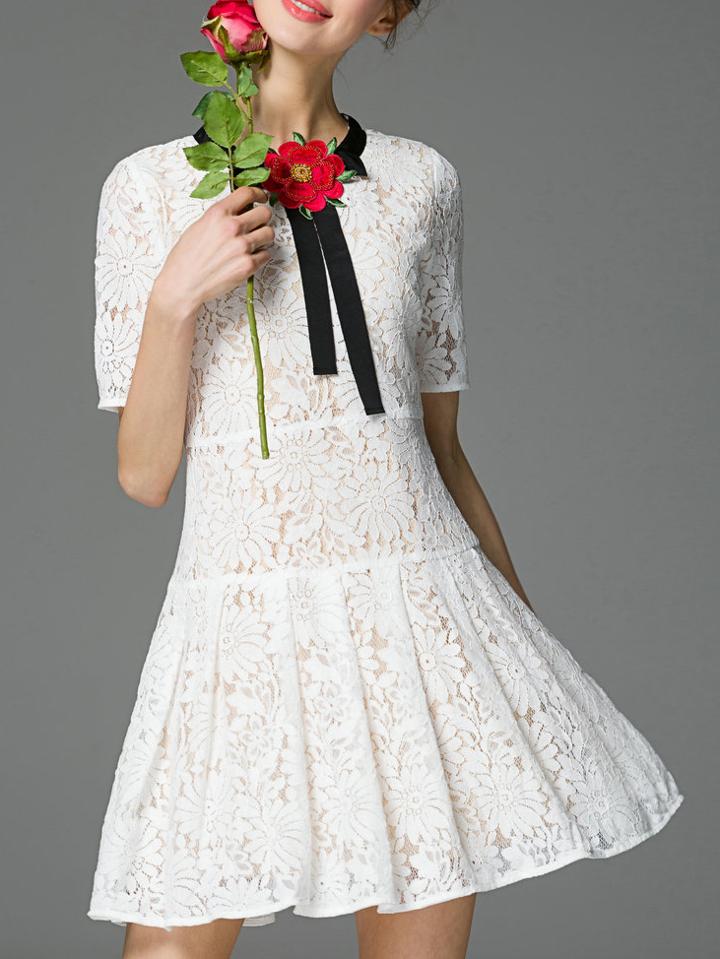 Romwe White Tie Neck A-line Pleated Lace Dress