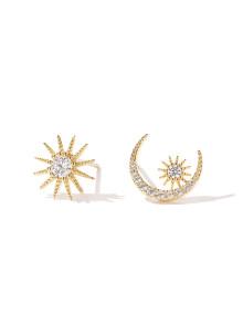 Romwe Sun God & Moon Design Mismatch Earrings