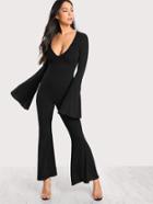 Romwe Plunge Neck Bell Sleeve Flared Jumpsuit