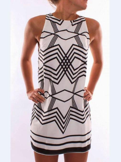 Romwe White Geometric Print Shift Dress
