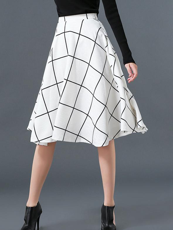 Romwe Plaid Flare White Skirt