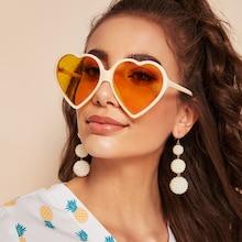 Romwe Heart Shaped Frame Tinted Lens Sunglasses