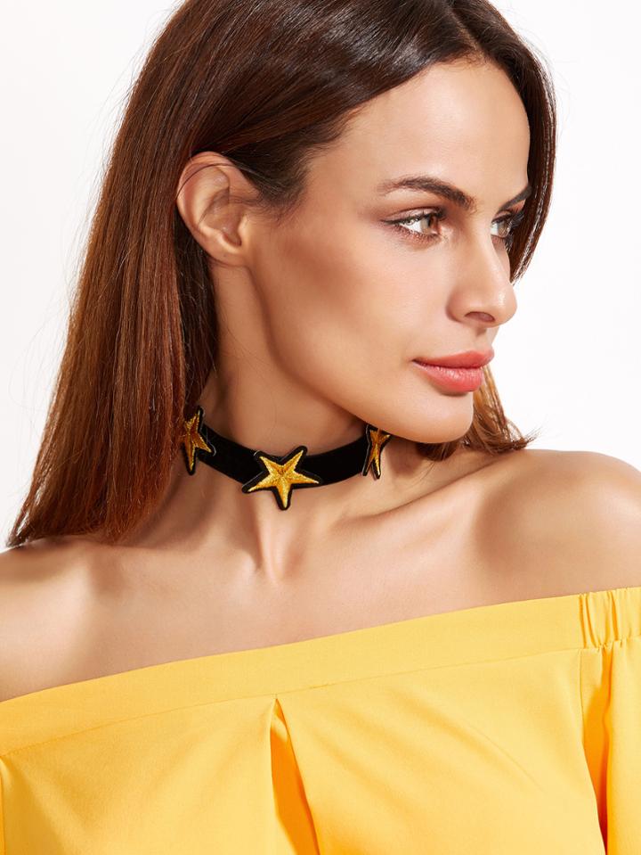 Romwe Yellow Star Black Flannel Choker Necklace