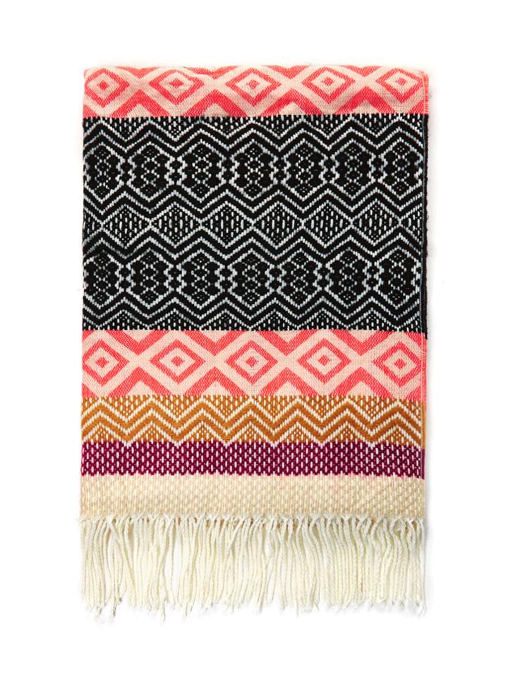 Romwe Geometric Pattern Fringe Trim Scarf