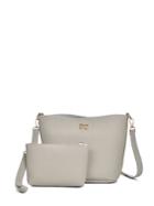 Romwe Faux Leather Shoulder Bag With Clutch
