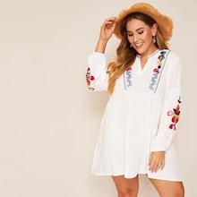 Romwe Plus Floral Embroidered V-neck Dress