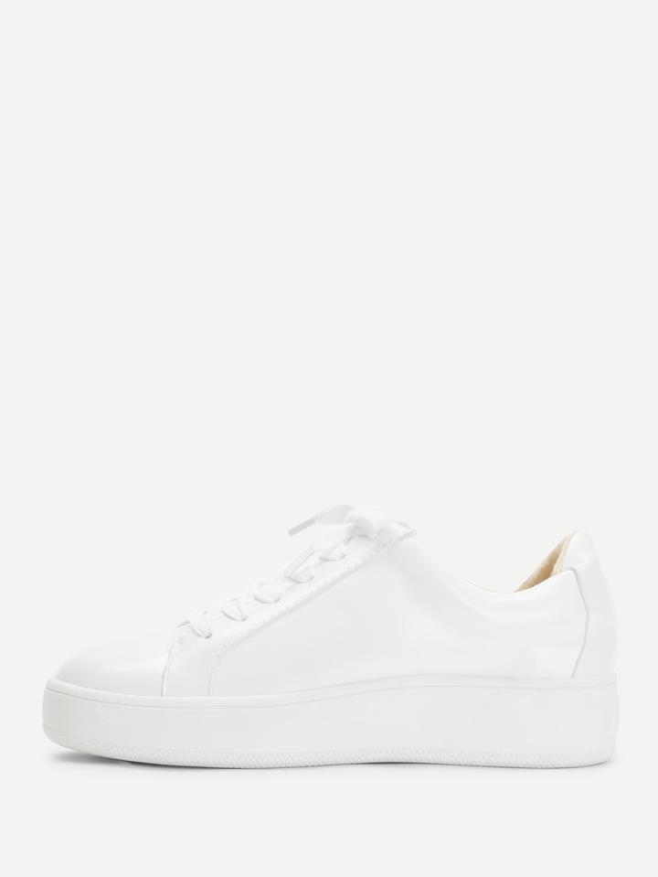 Romwe Round Toe Lace Up Flatform Sneakers