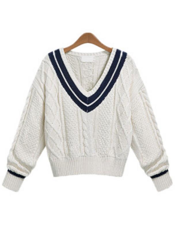 Romwe V Neck Diamond Patterned Crop Sweater