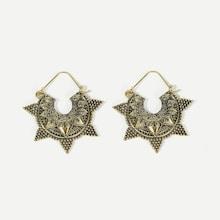 Romwe Triangle Detail Textured Drop Earrings