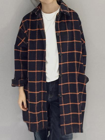 Romwe Lapel Plaid Buttons Dip Hem Navy Blouse