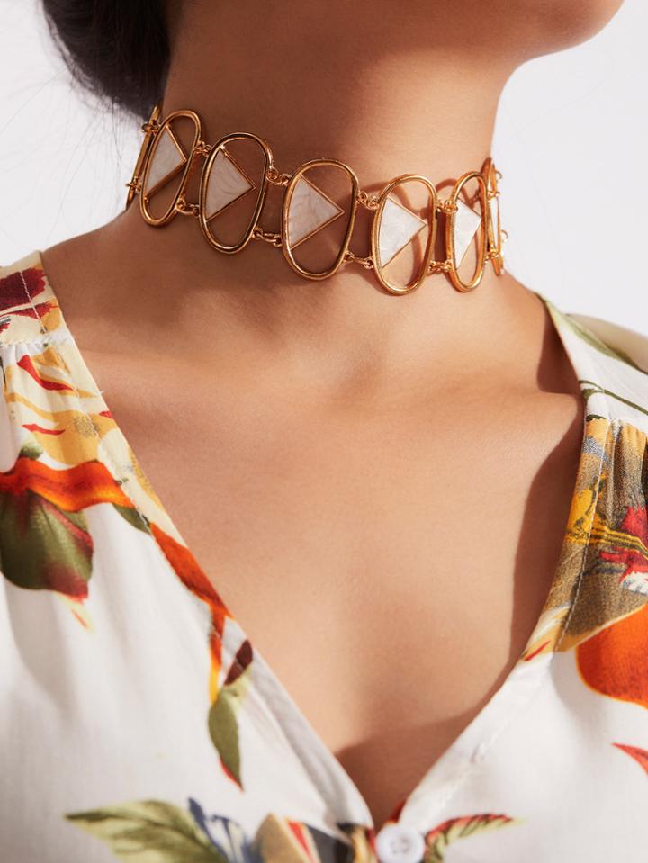 Romwe Hollow Ring Design Choker