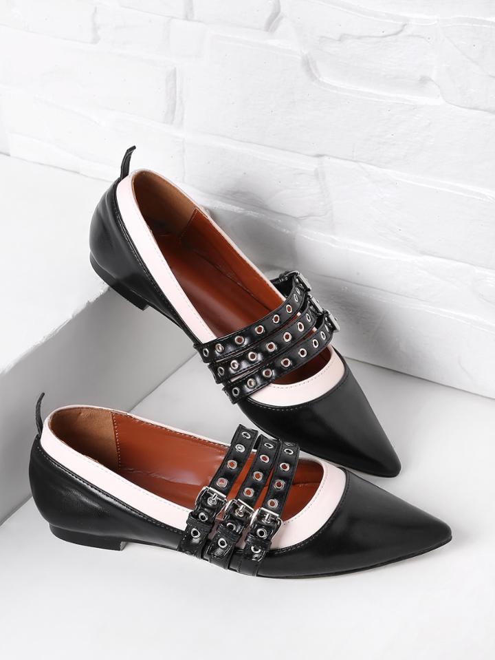 Romwe Two Tone Grommet Detail Pu Flats