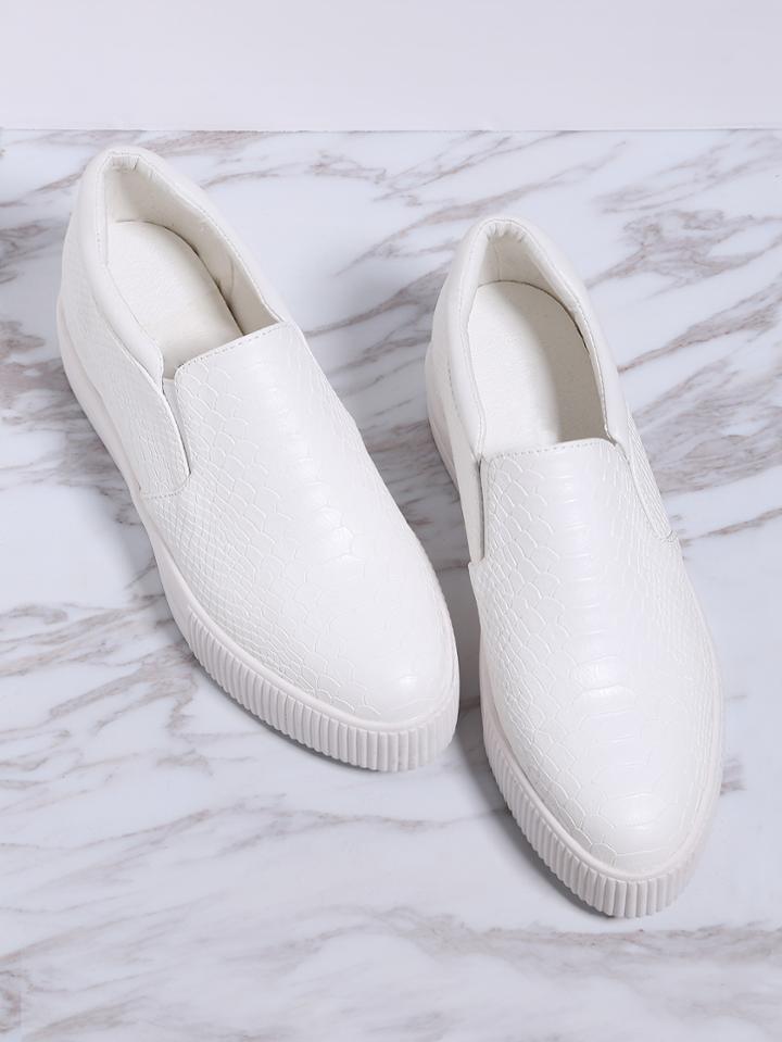 Romwe White Crocodile Pattern Flatform Sneakers