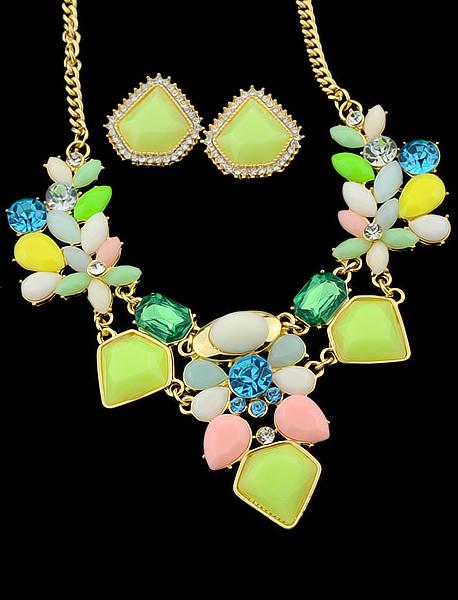 Romwe Green Gemstone Gold Chain Necklace With Earrings