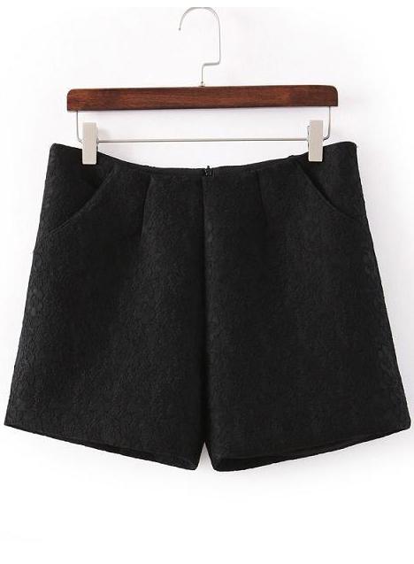 Romwe Vintage Lace Straight Black Shorts