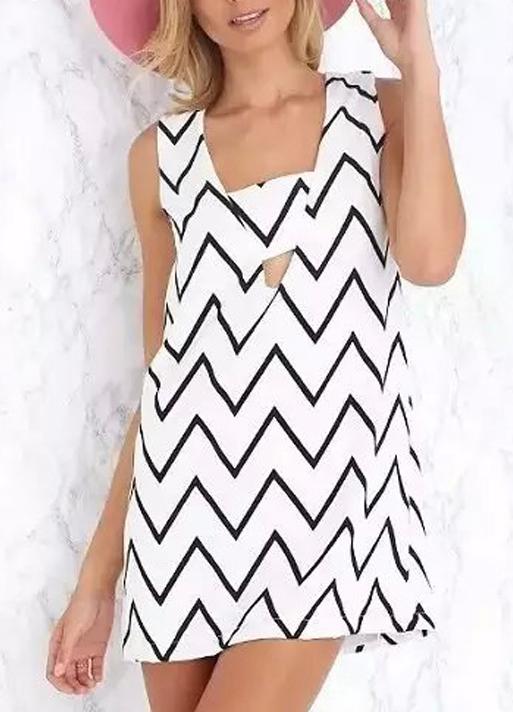 Romwe Square Neck Cut Out Zigzag Dress