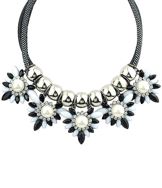 Romwe Black Gemstone Bead Necklace