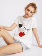 Romwe Wink Emotion Print T-shirt