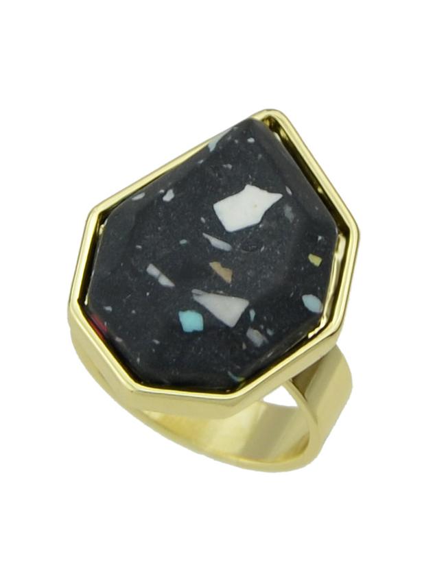 Romwe Black Single Stone Big Ring