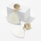 Romwe Textured Disc Fan Shaped Drop Earrings 1pair