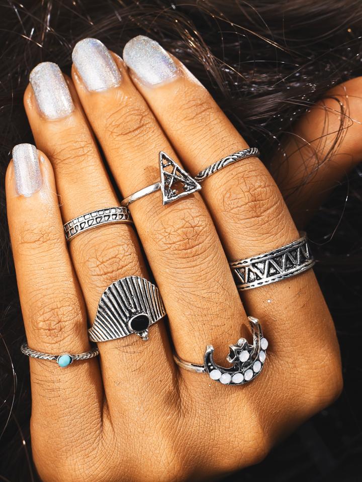 Romwe Moon & Hollow Triangle Design Ring Set
