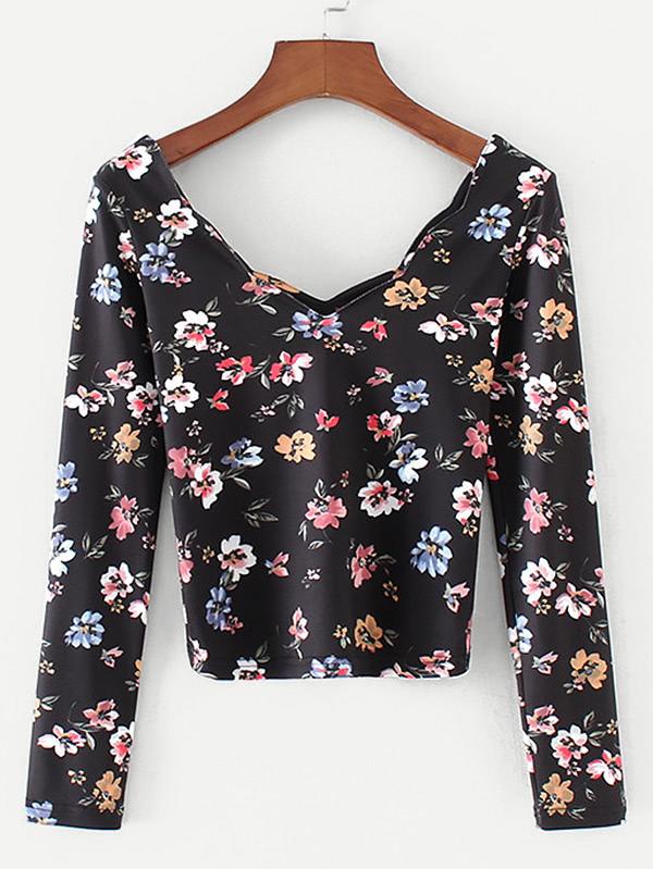 Romwe Scalloped Trim Slim Fit Floral Tee