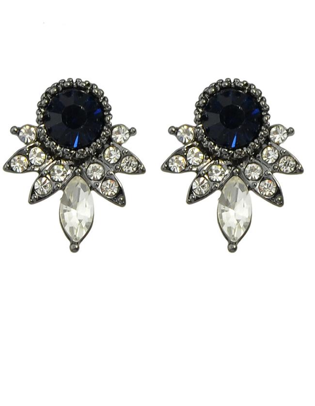 Romwe Black Rhinestone Small Stud Earrings