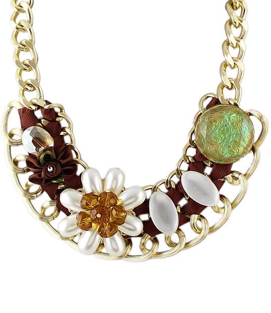 Romwe White Flower Pearl Gold Necklace