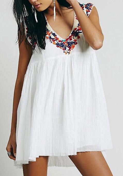 Romwe V Neck Embroidered Trapeze White Dress