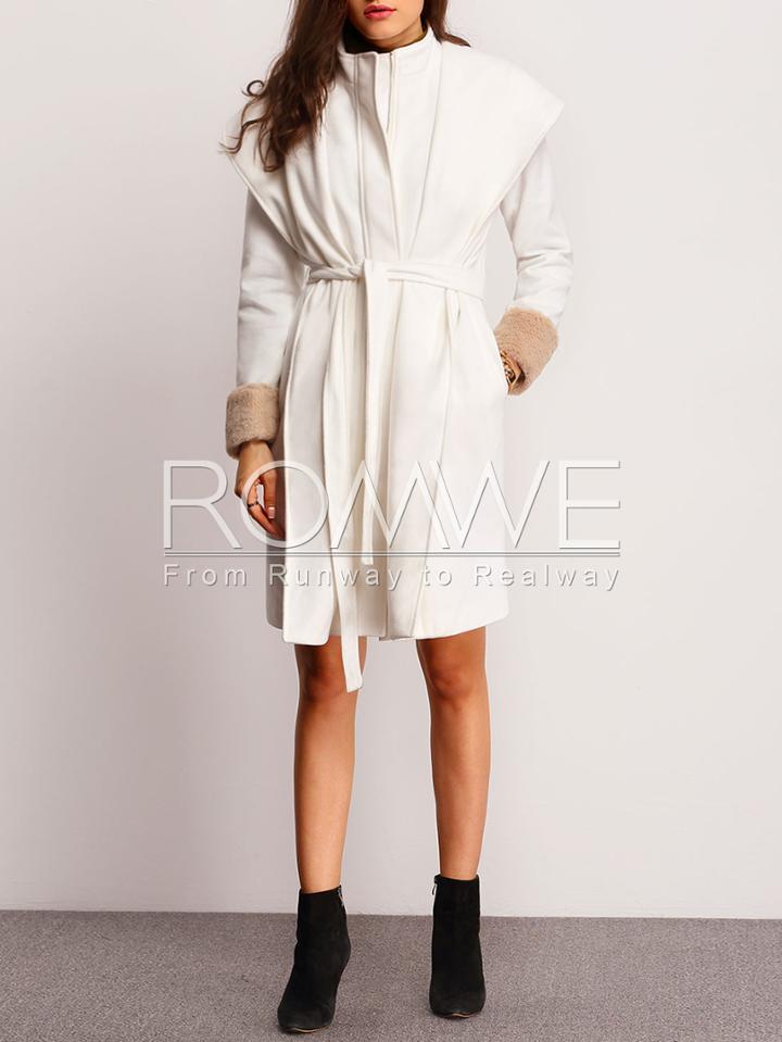 Romwe White Contrast Faux Fur Cuff Coat