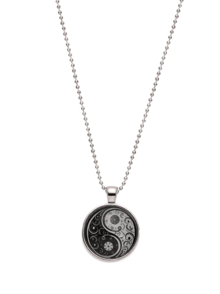 Romwe Noctilucent Tai Chi Pendant Necklace