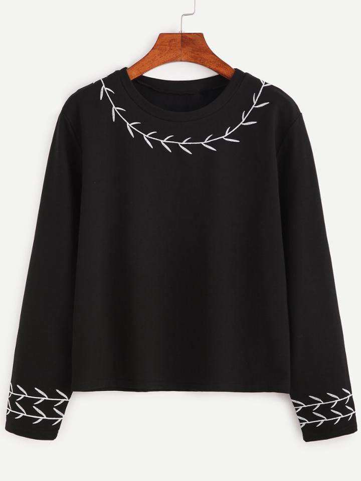 Romwe Black Embroidery Trim T-shirt