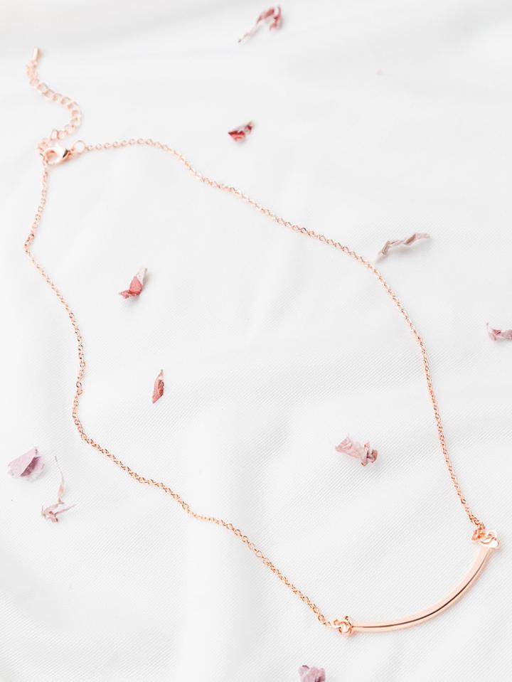 Romwe Rose Gold Bar Pendant Necklace