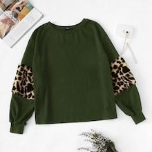 Romwe Contrast Faux Fur Leopard Panel Pullover