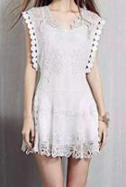 Romwe Floral Crochet Embroidered Dress