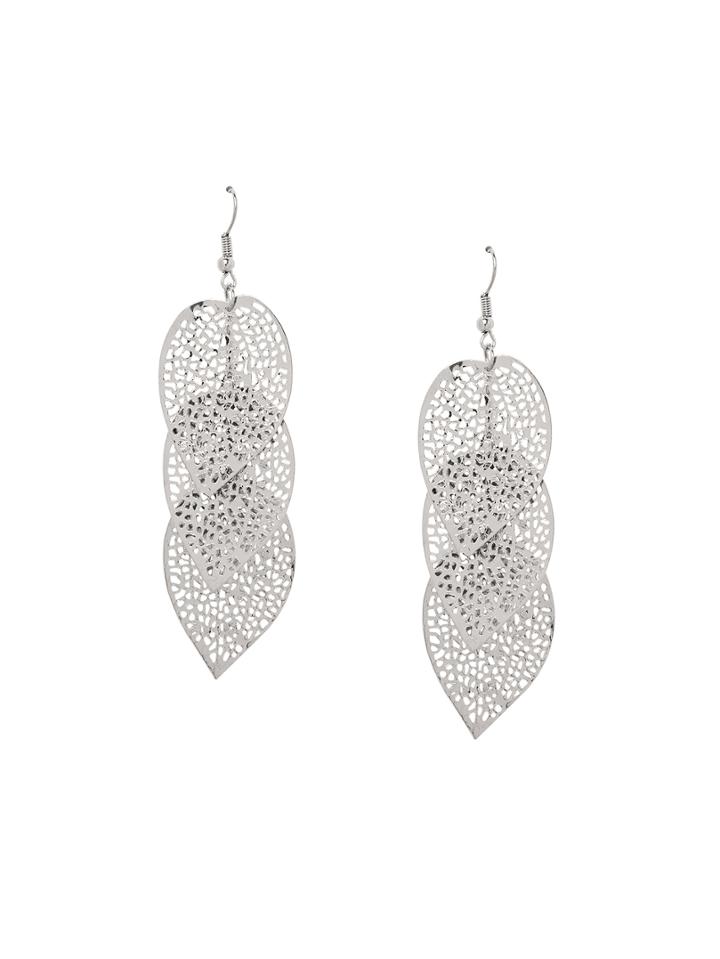 Romwe Tiered Cutout Leaf Drop Earrings - White
