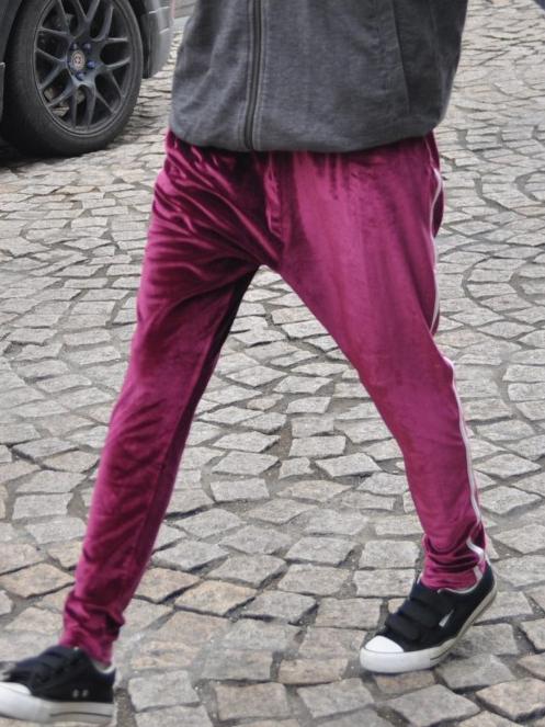 Romwe Elastic Waist Vertical Striped Burgundy Pant